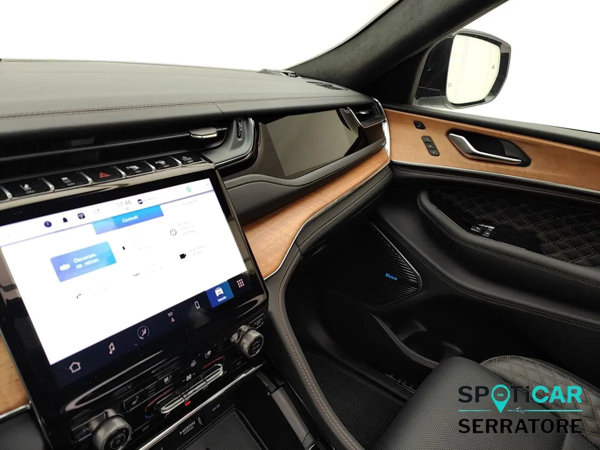 Jeep Grand Cherokee usata a Como (18)