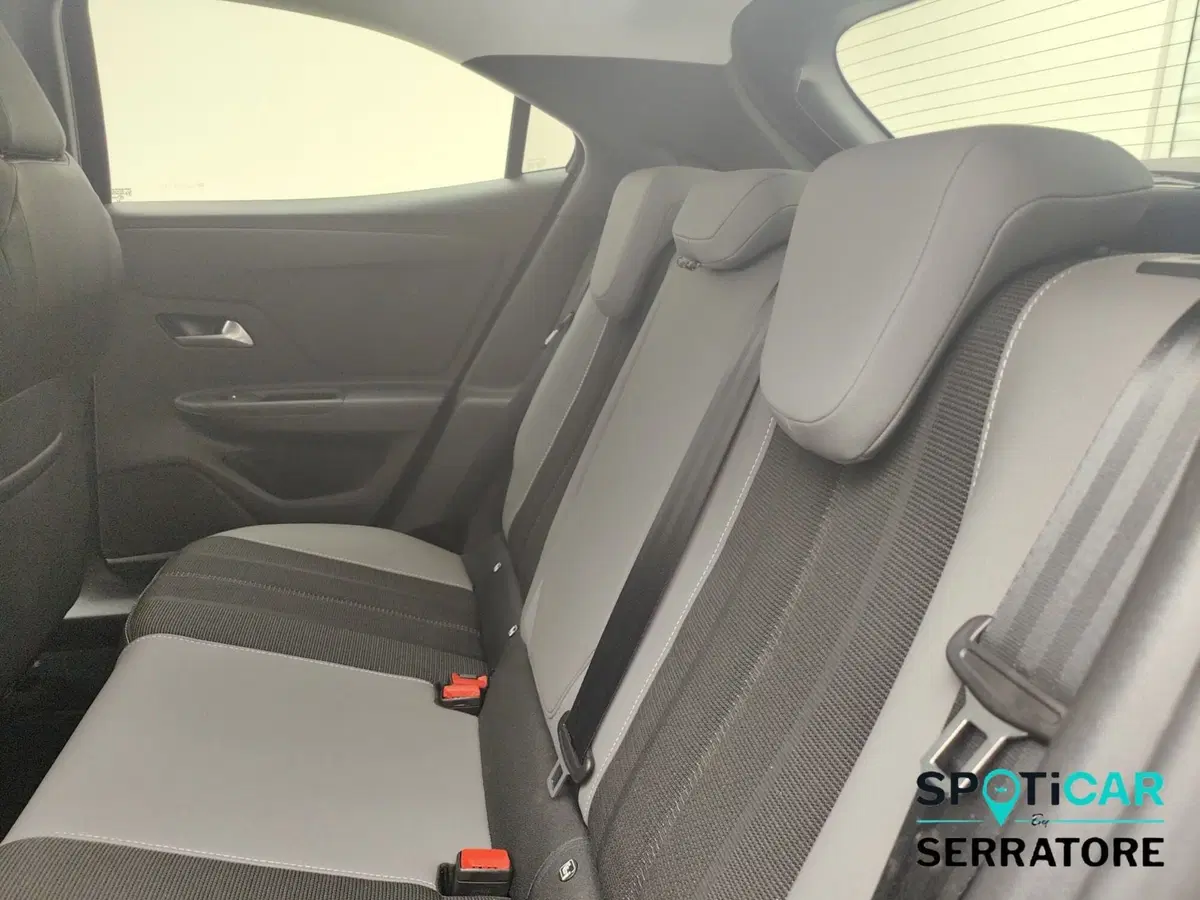 Opel Mokka usata a Como (13)
