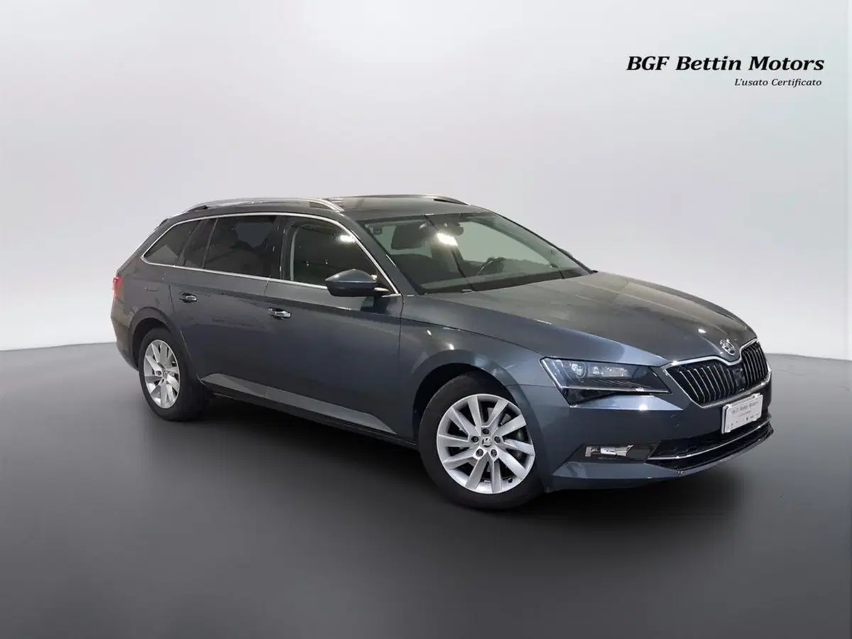 Skoda Superb Station Wagon usata a Padova (6)