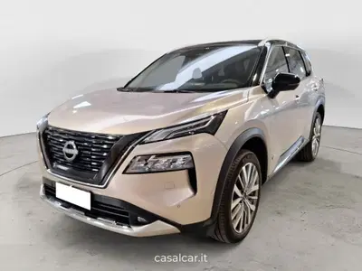 Nissan X-Trail 1.5 e-power Tekna e-4orce 4wd auto nuova a Sala Consilina