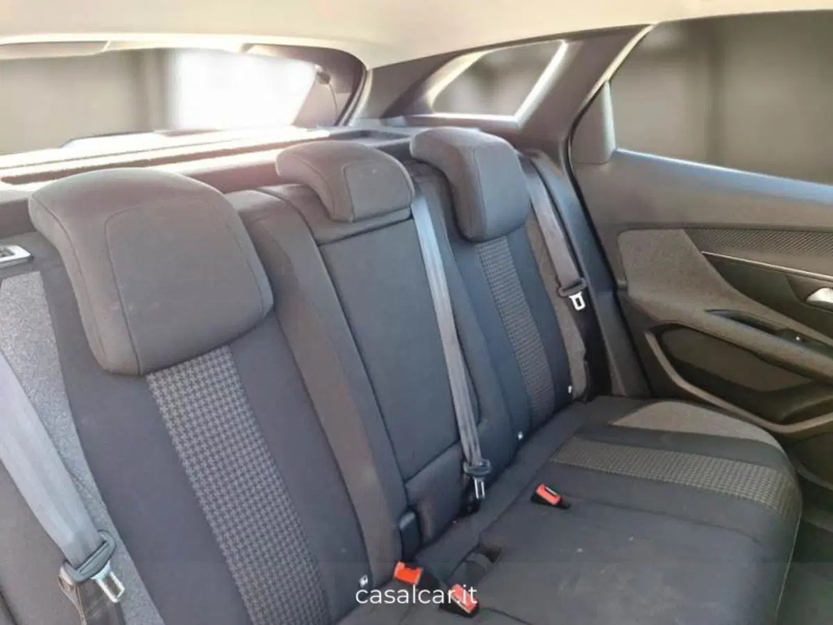 Peugeot 3008 usata a Salerno (13)