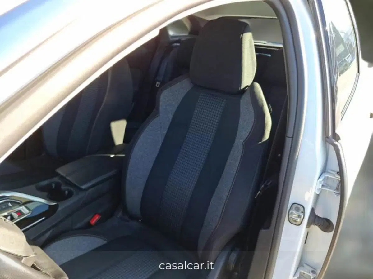 Peugeot 3008 usata a Salerno (9)