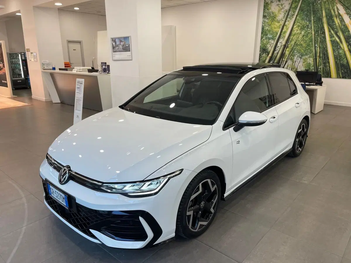 Volkswagen Golf Variant usata a Napoli (2)