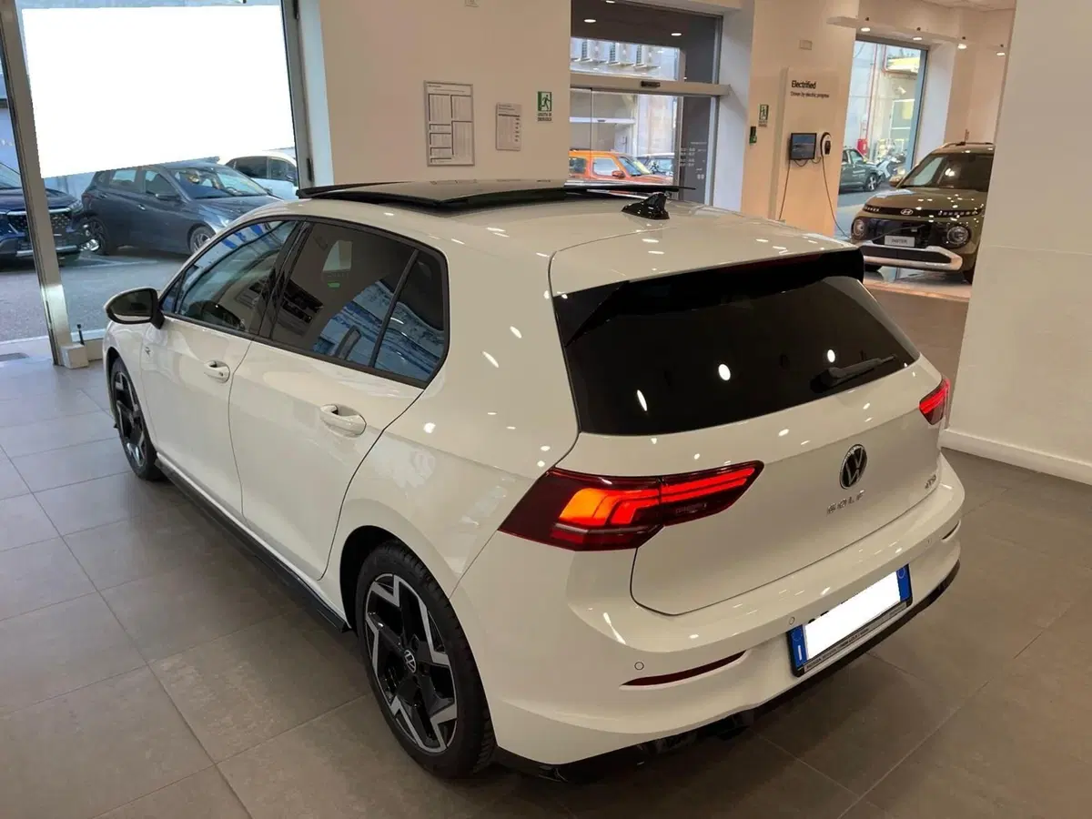 Volkswagen Golf Variant usata a Napoli (5)