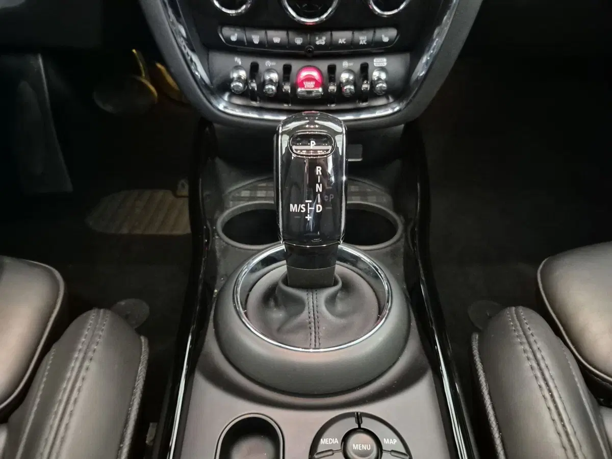 MINI Mini Clubman usata a Torino (12)