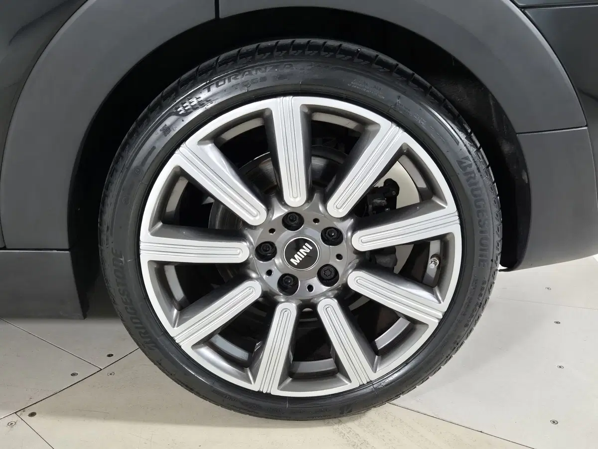 MINI Mini Clubman usata a Torino (15)