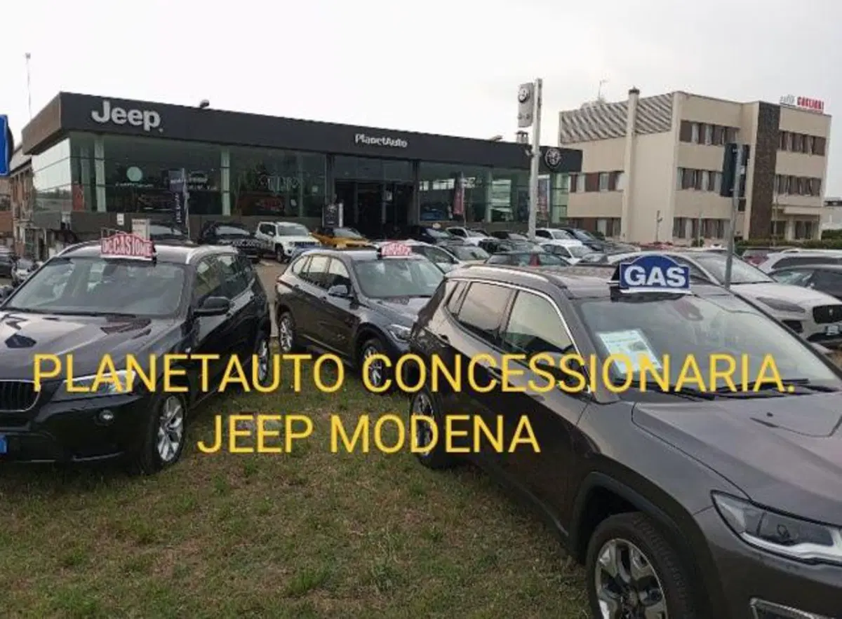 Lancia Ypsilon usata a Modena (17)