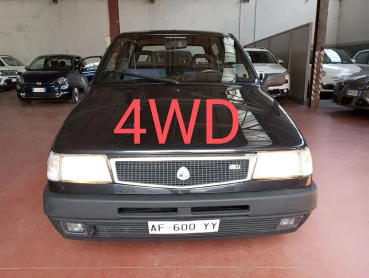 Lancia Ypsilon usata a Modena (18)