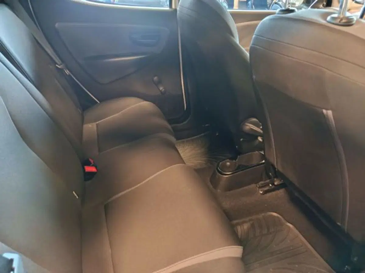 Lancia Ypsilon usata a Modena (4)