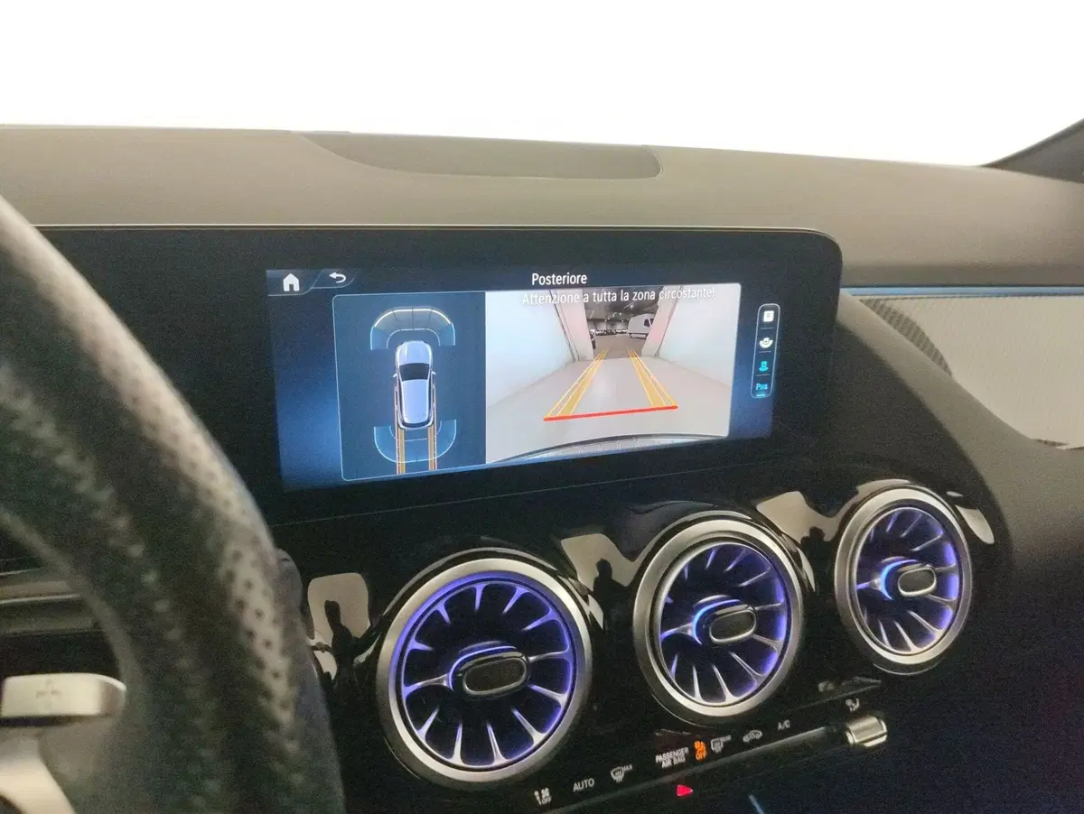 Mercedes-Benz GLA SUV usata a Alessandria (13)