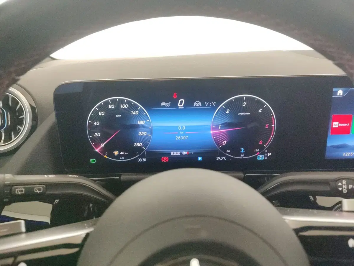 Mercedes-Benz GLA SUV usata a Alessandria (15)