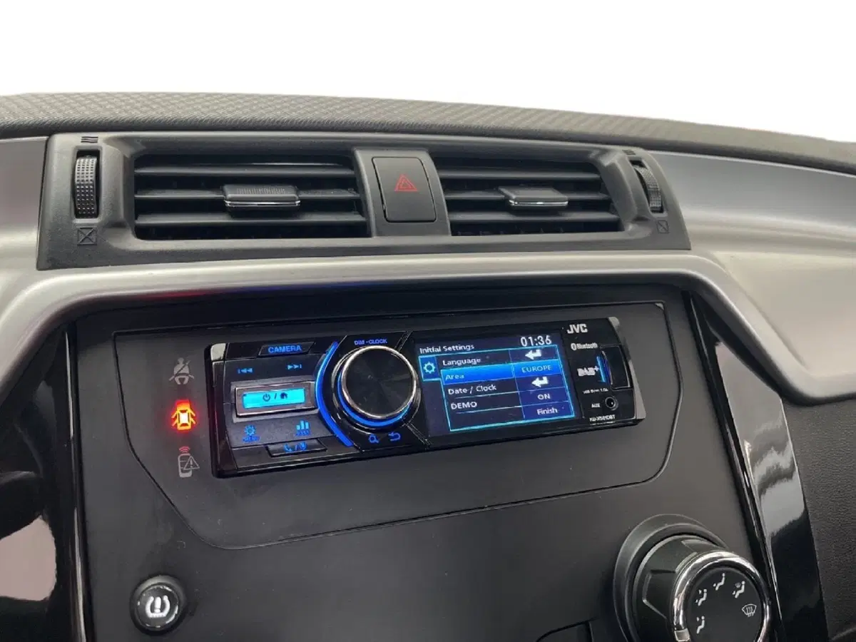 Mahindra KUV100 usata a Torino (12)
