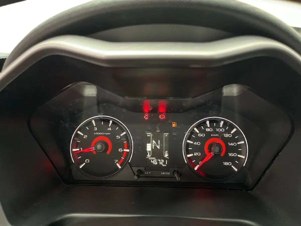Mahindra KUV100 usata a Torino (13)