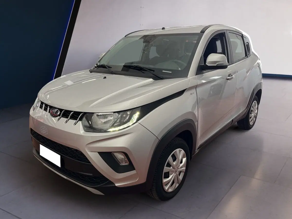 Mahindra KUV100 usata a Torino (3)