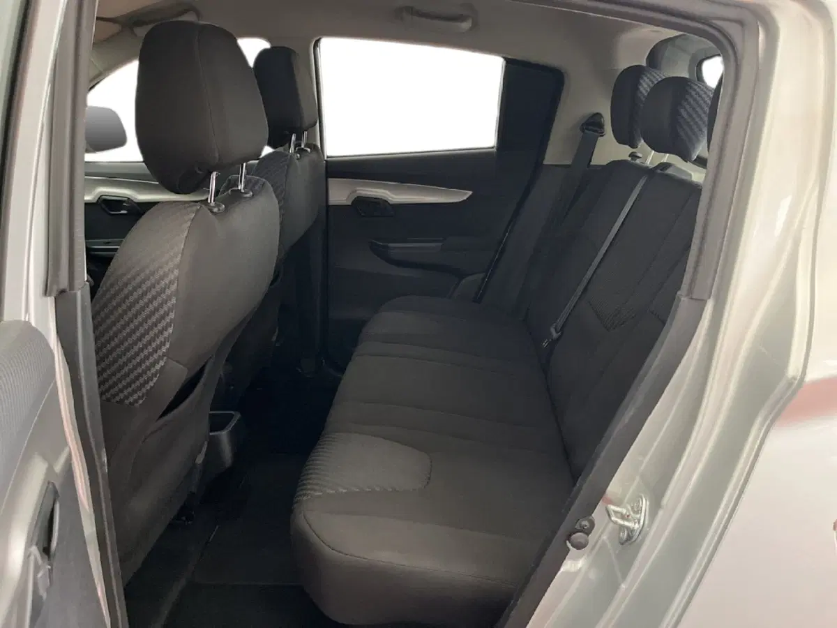 Mahindra KUV100 usata a Torino (7)