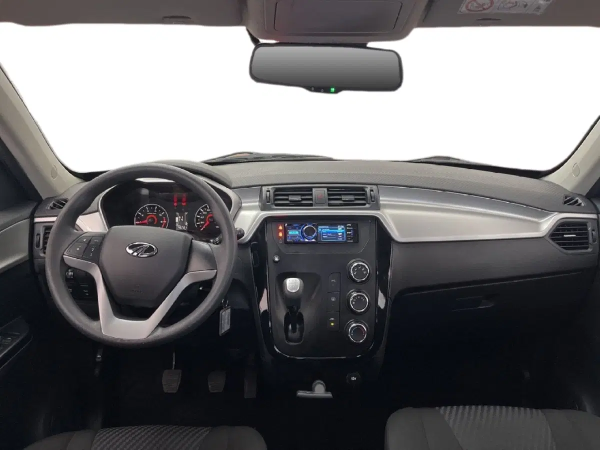 Mahindra KUV100 usata a Torino (9)