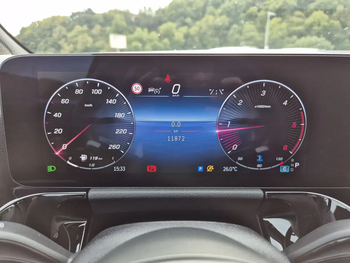 Mercedes-Benz GLA SUV usata  (14)