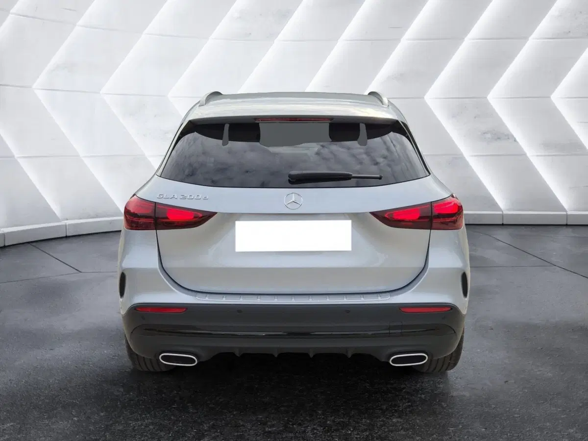 Mercedes-Benz GLA SUV usata  (3)