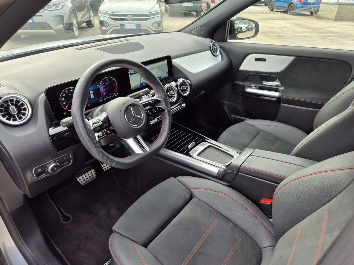 Mercedes-Benz GLA SUV usata  (6)