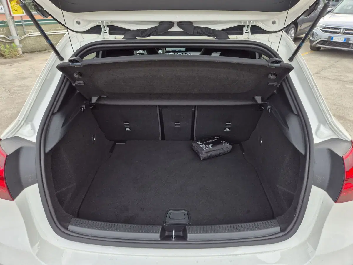 Mercedes-Benz Classe A usata  (12)