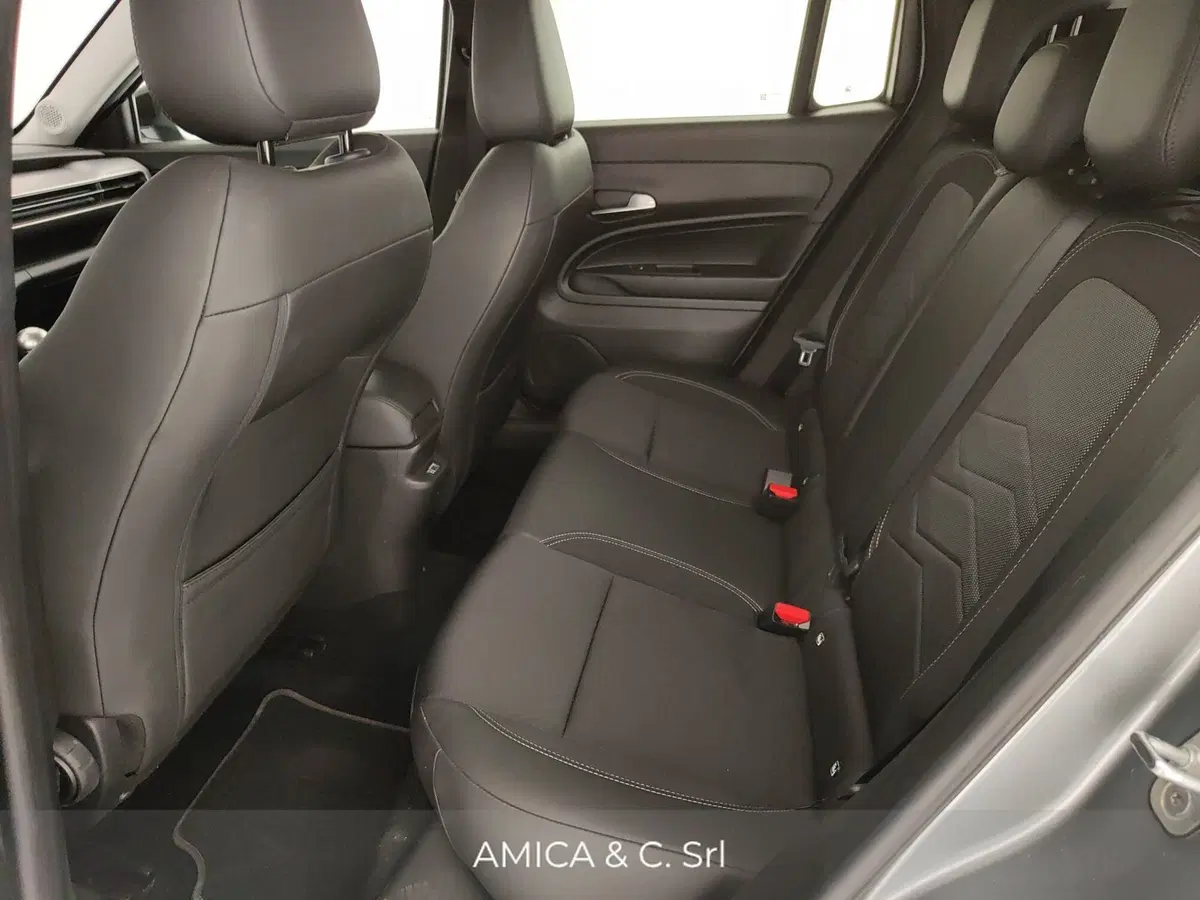 Jeep Avenger usata a Caserta (15)
