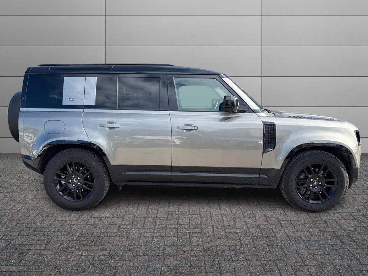 Land Rover Defender usata a Venezia (6)