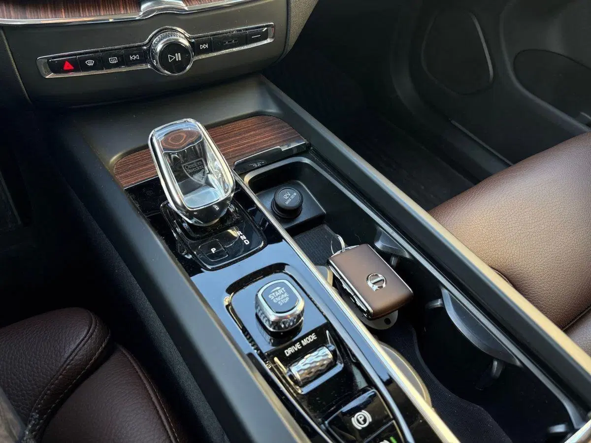 Volvo XC60 usata a Venezia (16)