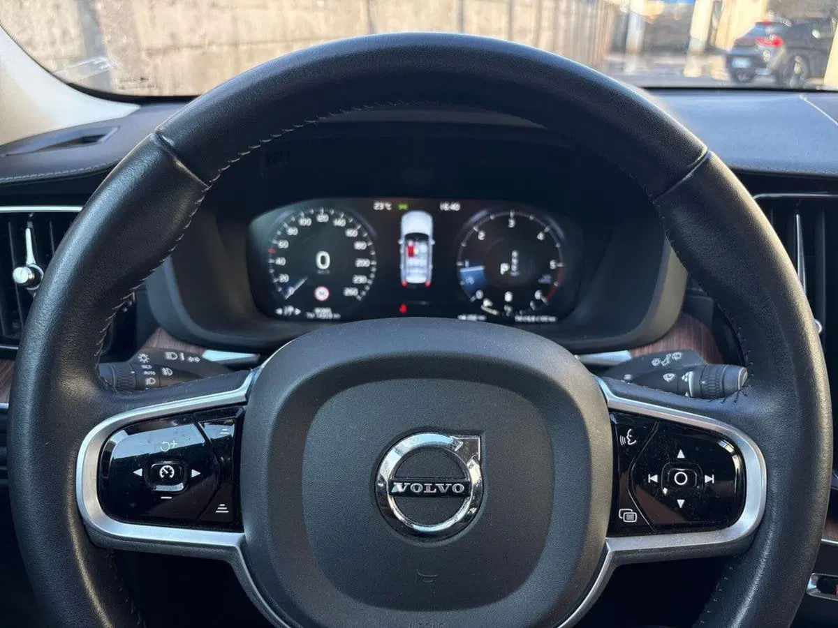 Volvo XC60 usata a Venezia (17)