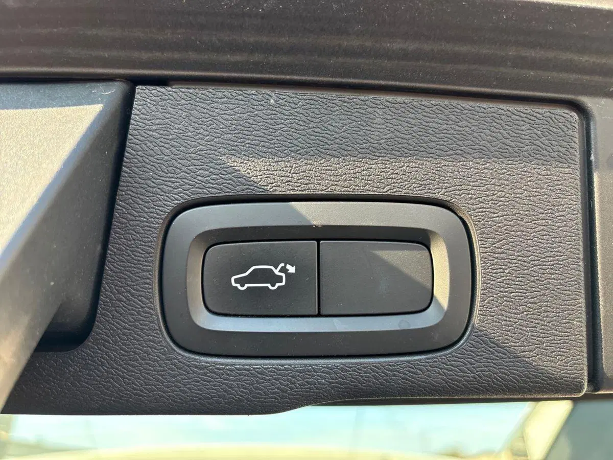 Volvo XC60 usata a Venezia (19)