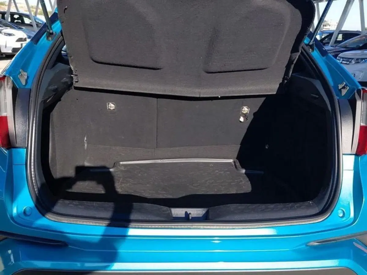 Toyota Toyota C-HR usata a Cagliari (6)