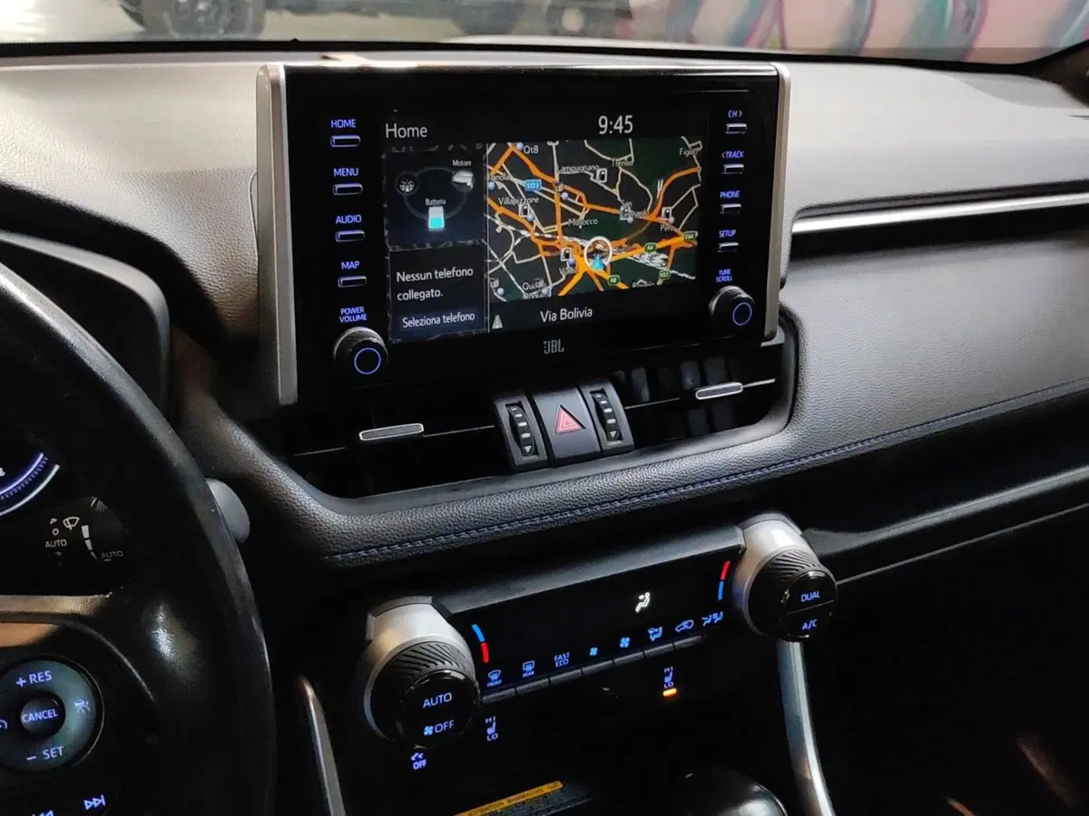 Toyota Rav4 usata a Milano (11)