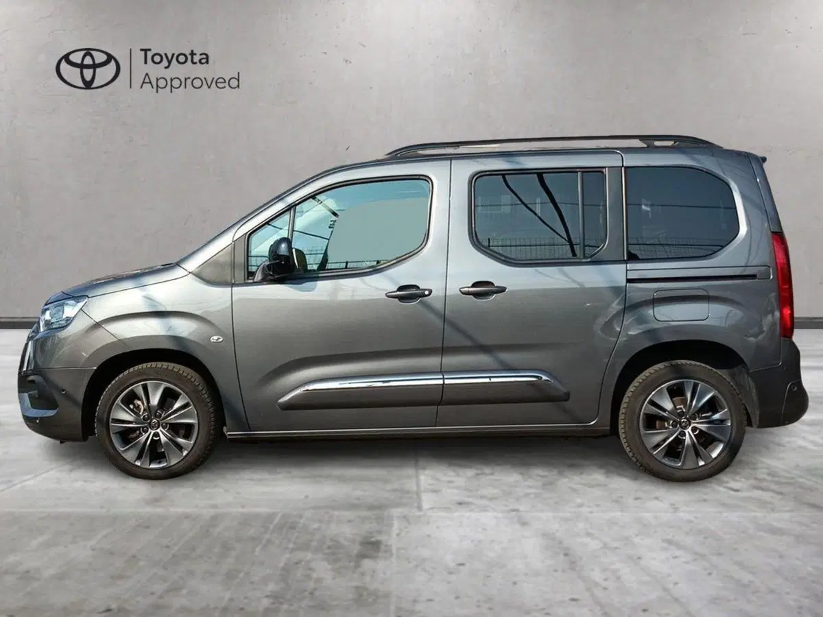 Toyota Proace City Verso usata a Milano (3)