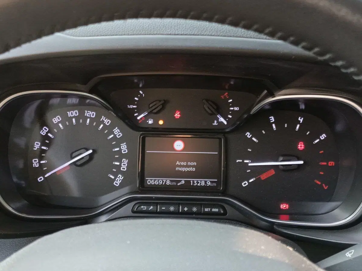 Toyota Proace City Verso usata a Milano (9)