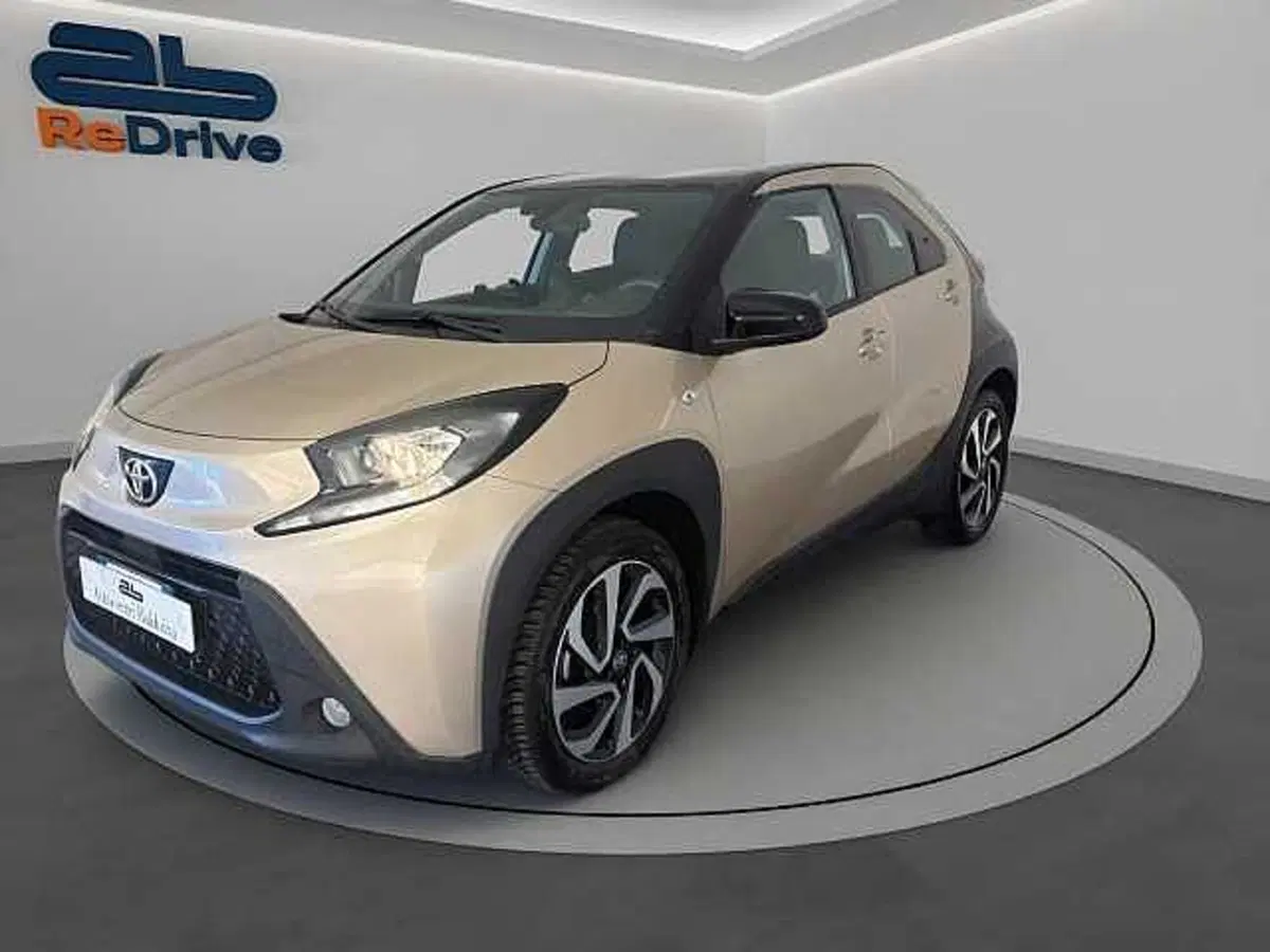 Toyota Aygo X usata a Roma