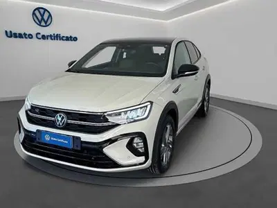 Volkswagen Taigo 1.0 TSI 110 CV DSG R-Line del 2023 usata a Roma