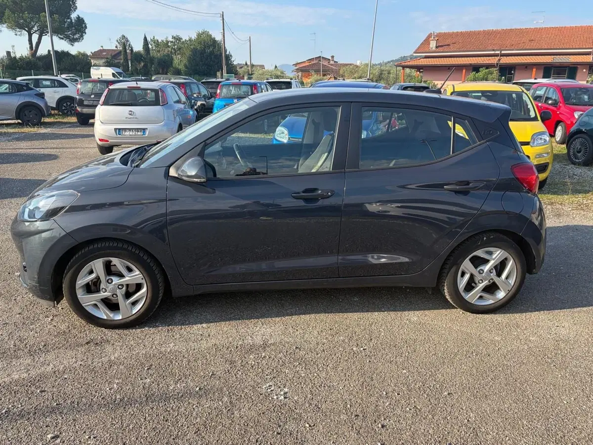 Hyundai i10 usata a La Spezia (4)
