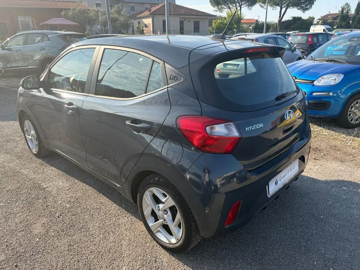 Hyundai i10 usata a La Spezia (5)