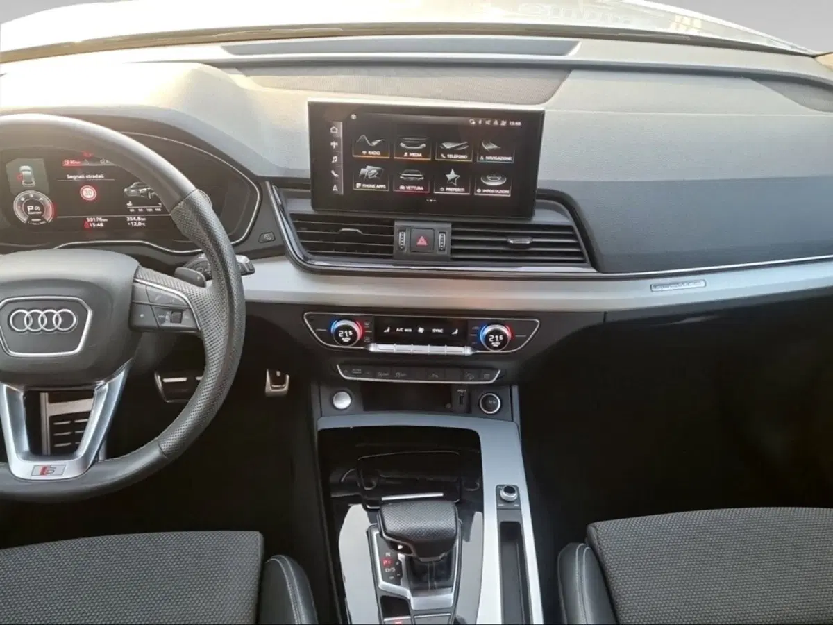 Audi Q5 Sportback usata a Livorno (10)