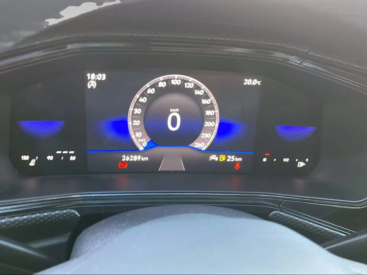 Volkswagen T-Cross usata a Pisa (10)
