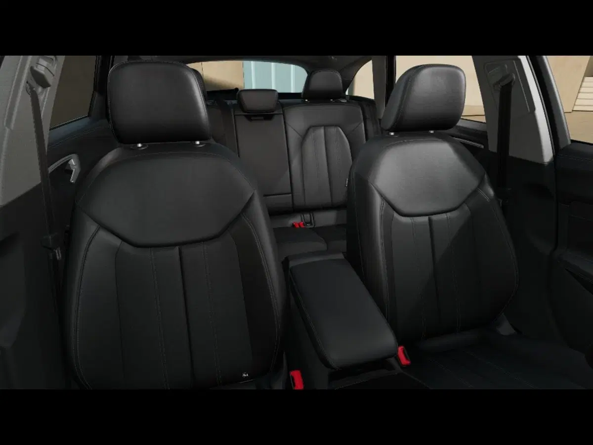 Audi A5 Avant nuova a Pisa (10)