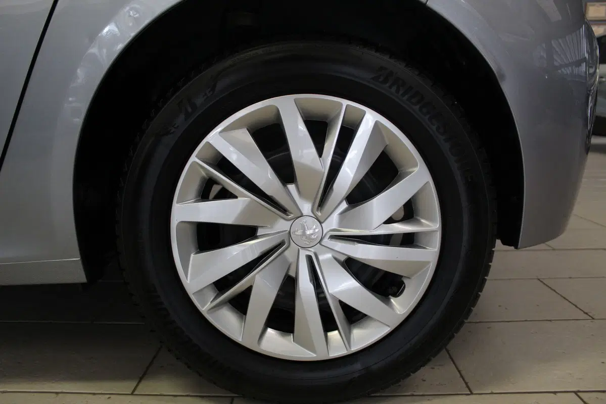 Peugeot 208 usata a Cremona (7)