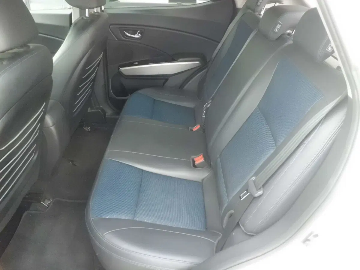 Ssangyong Tivoli usata a Pordenone (8)