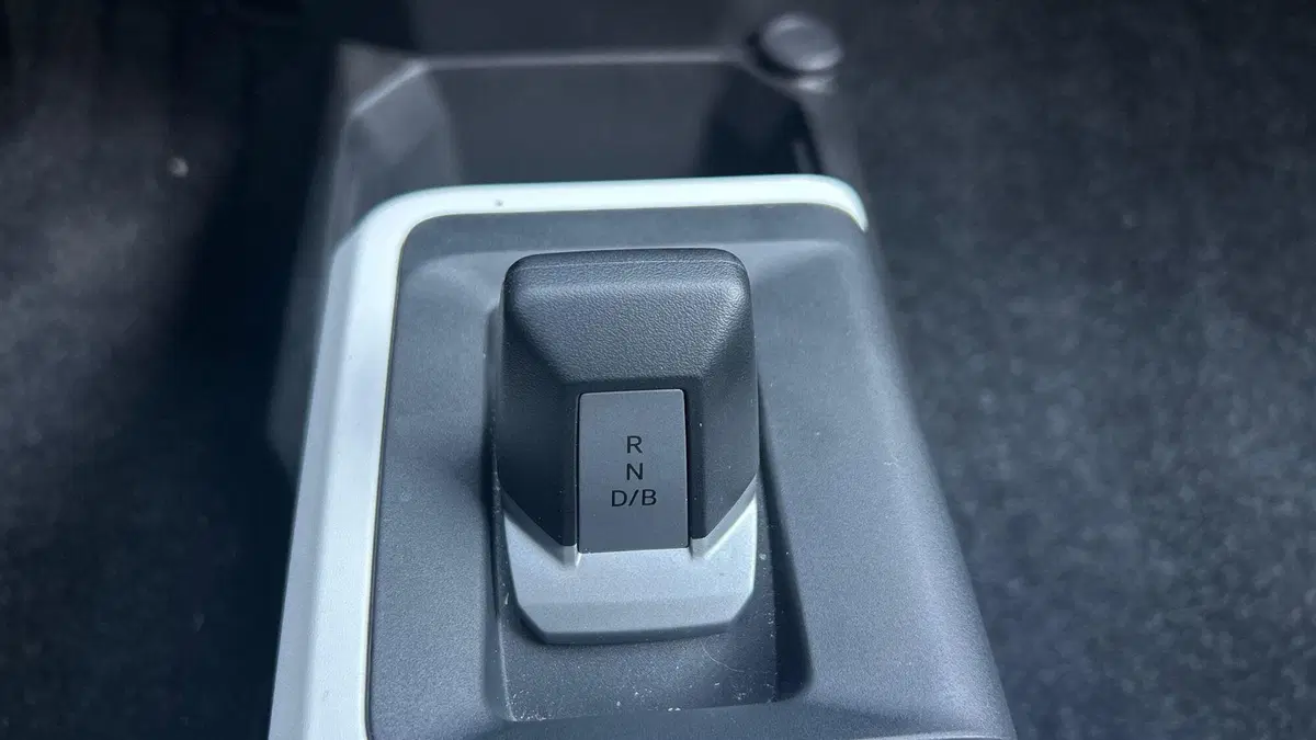 Dacia Spring usata a Parma (13)