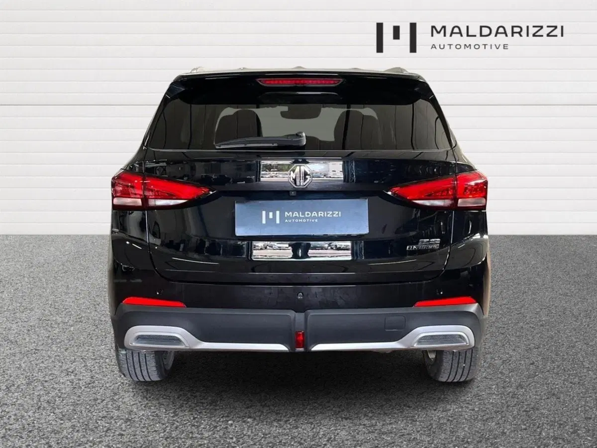 Mg ZS EV usata a Bari (3)