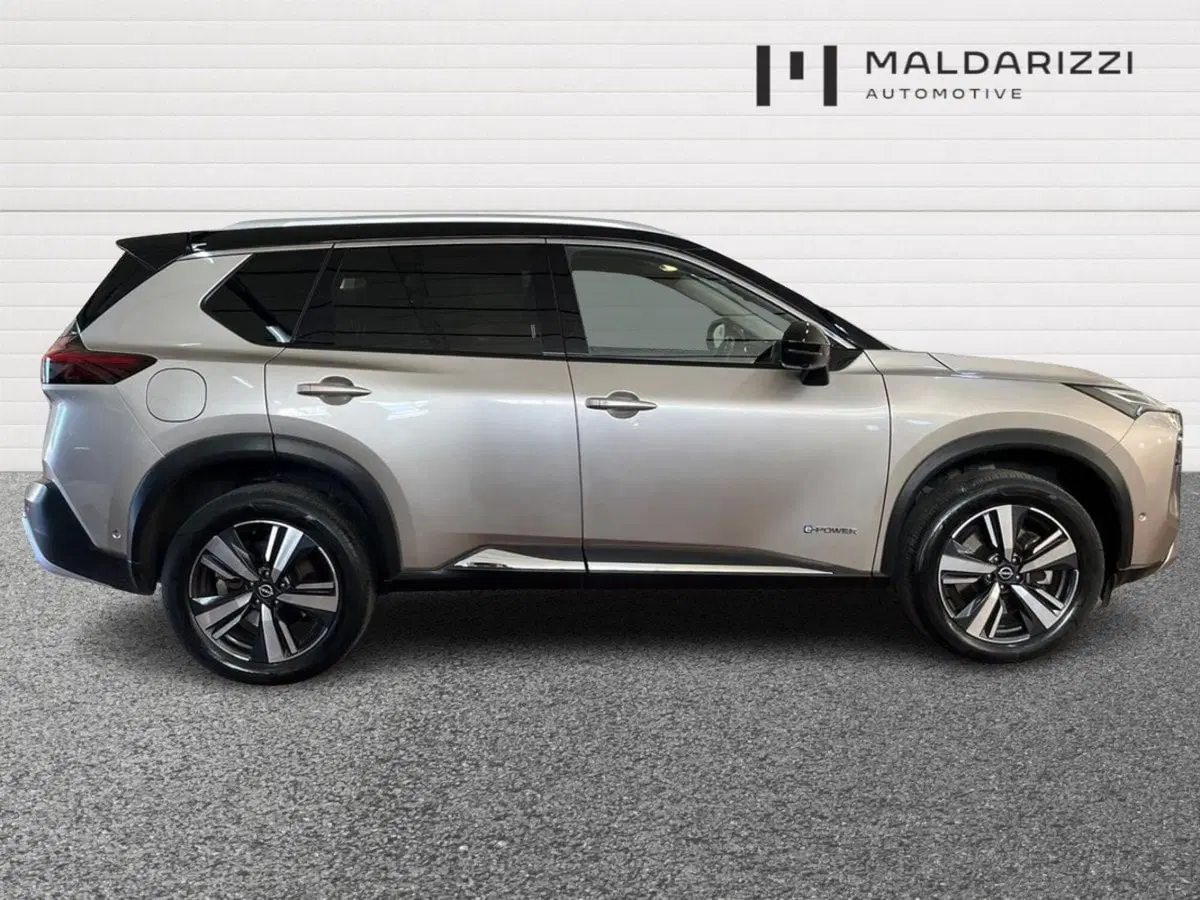 Nissan X-Trail usata a Bari (5)