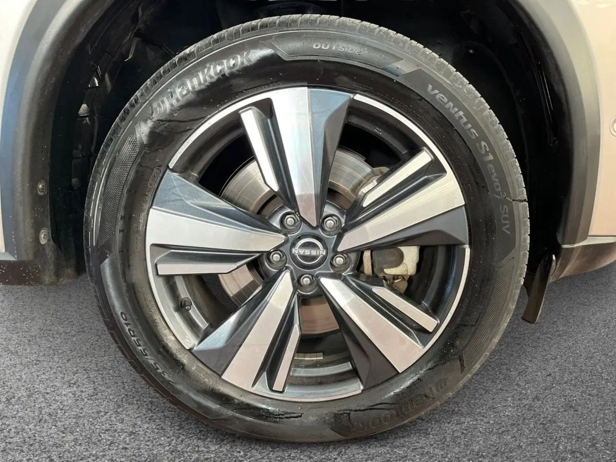 Nissan X-Trail usata a Bari (6)