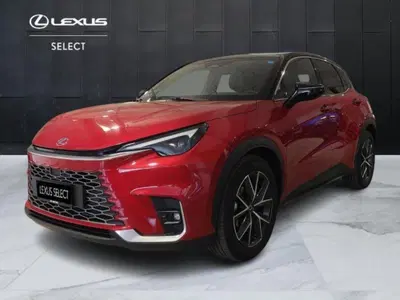 Lexus LBX 1.5 hybrid Cool 2wd del 2025 usata a Genova