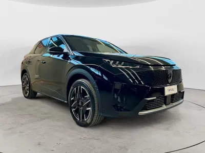 Peugeot 3008 1.2 hybrid GT 145cv e-dcs6 del 2025 usata a Monopoli