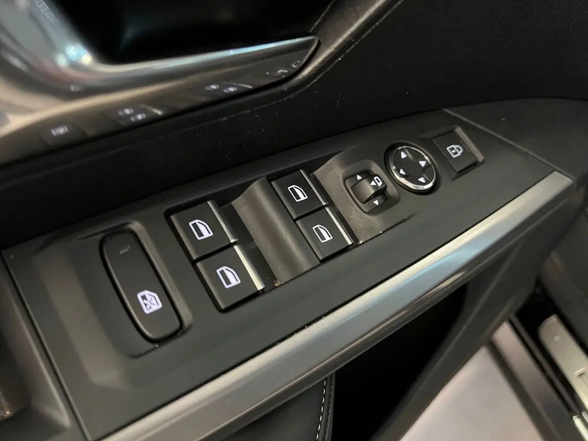 Peugeot 3008 usata a Bari (14)