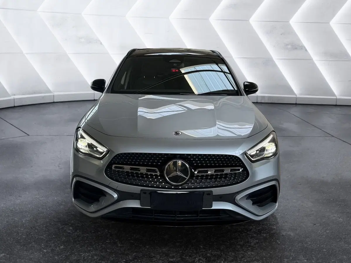 Mercedes-Benz GLA SUV usata a Napoli (2)